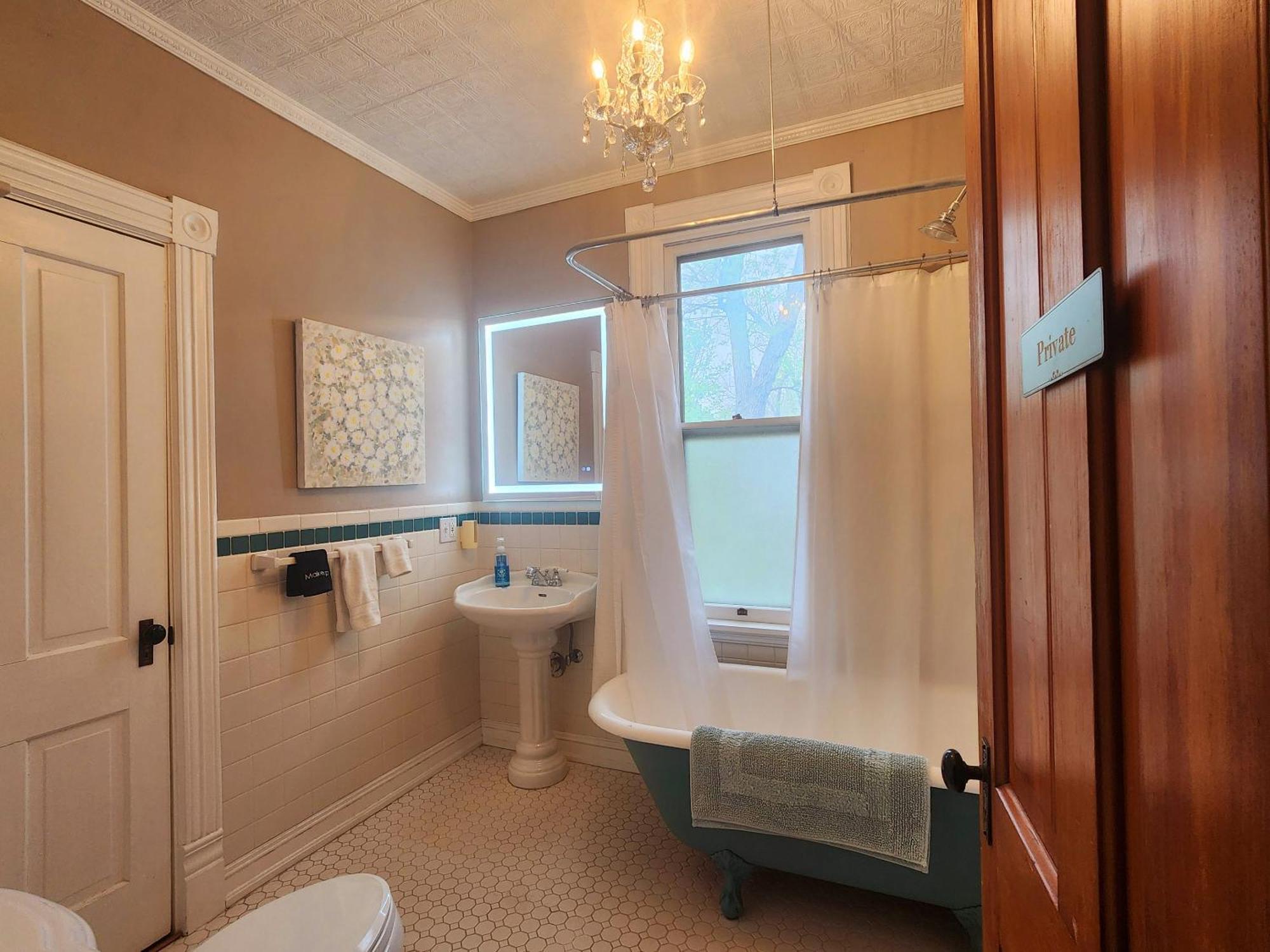 Downen House Bed & Breakfast Пуебло Екстериор снимка
